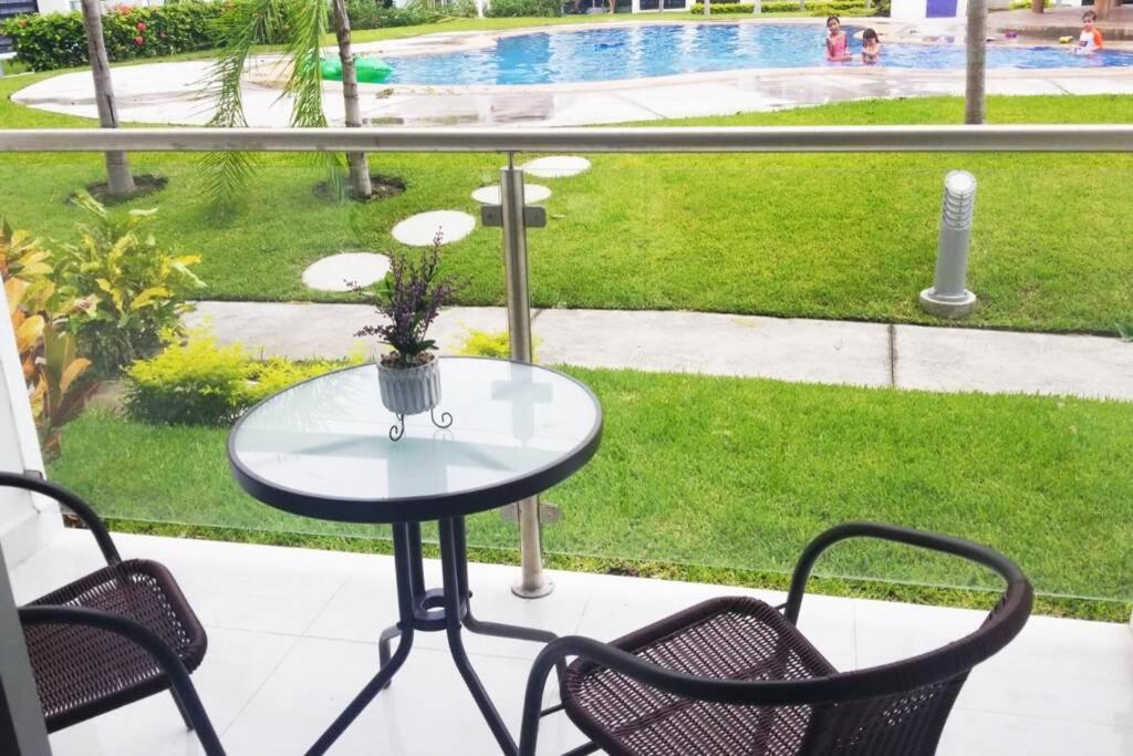 ¡NUEVO! Hermoso departamento con alberca. Manzanillo Exterior foto